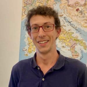 "¿Cuál es la mejor manera de aprender italiano? ¡Aprender y divertirse juntos! Únete a nosotros en Milán!"